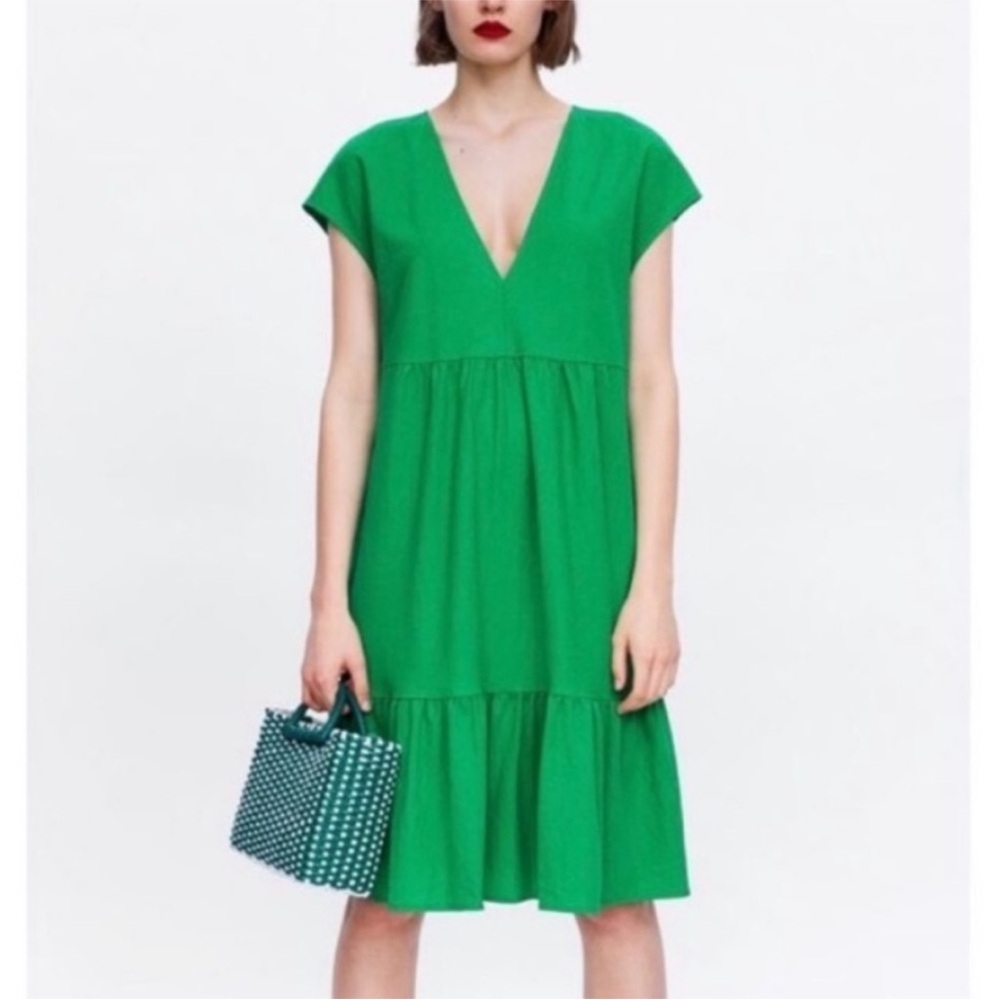Zara Women’s Green Tiered Midi Ruffled Short Sleeve V-neck Dress Size SMALL